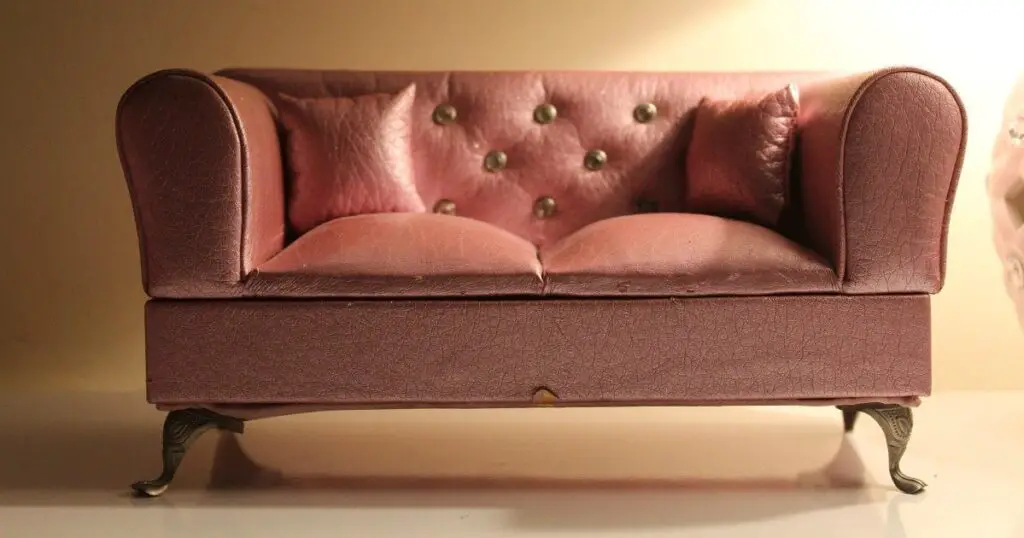 tips to get your moneys worth when buying a couch