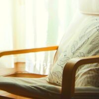 10 Oh So Comfortable Chairs for Small Spaces
