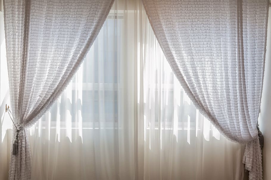 Considerations for Hanging Curtains in Challenging Spaces